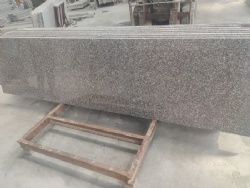 Natural Red Brown Granite Slabs for Living Room Flooring